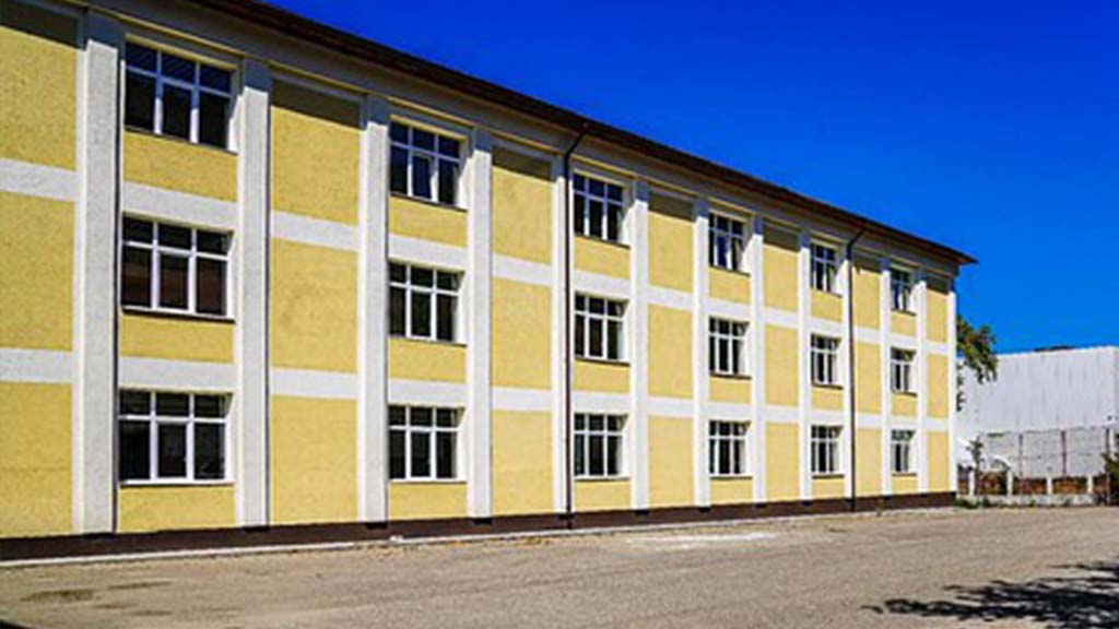 Colegiul National Mircea Eliade