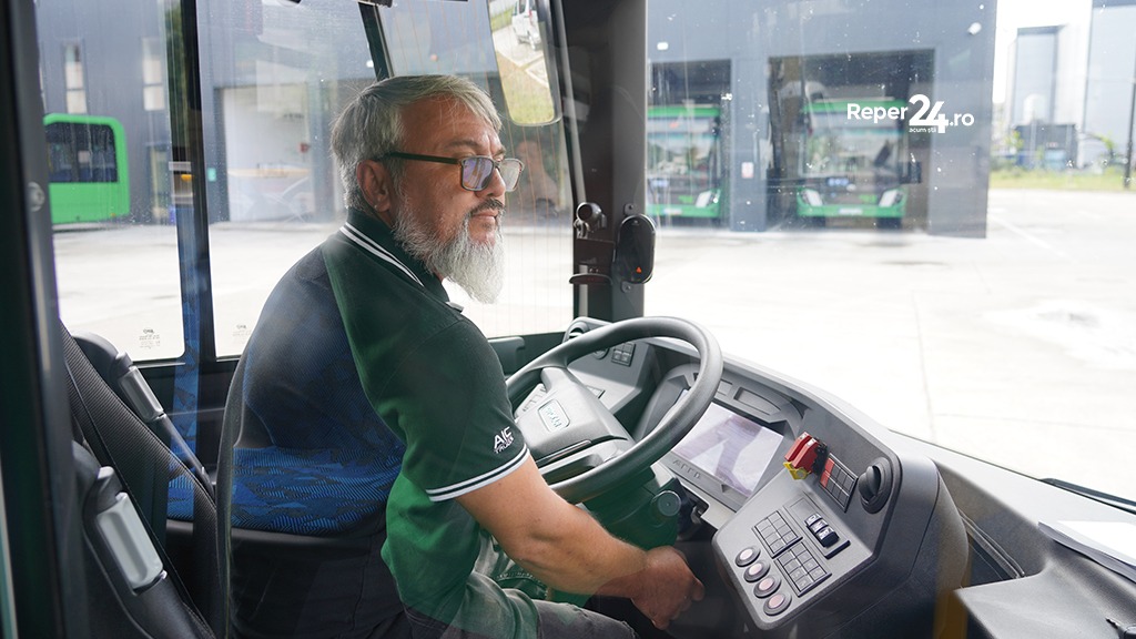 sofer autobuz TUR linia 12