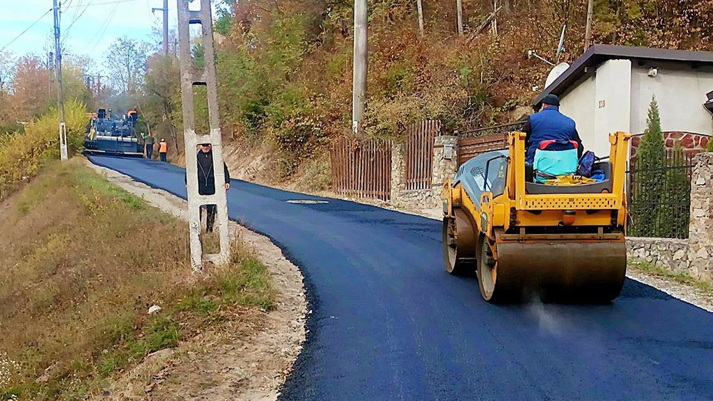lucrări